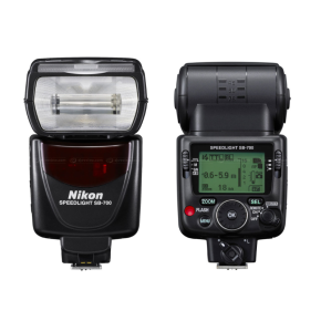 Nikon SB-700 AF Speedlight