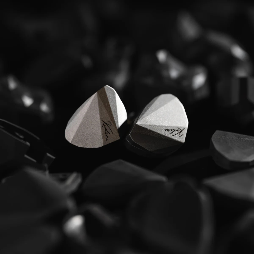 Moondrop Kadenz 10mm Dynamic Driver in-Ear Headphone 4.4 3.5mm USB-C Plug