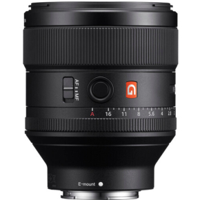 Sony FE 135mm f/1.8 GM Lens