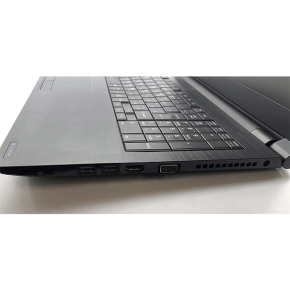 Toshiba Dynabook B45/G intel Corei5 7th generation ,15.6 Inches RAM4 GB,500 GB  Hard Drive
